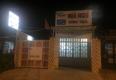 Nhà nghỉ Sông Trà